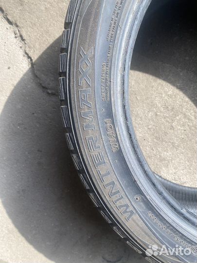 Dunlop Winter Maxx 245/45 R18