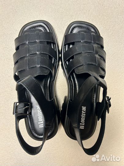 Новые кожаные босоножки 38 р