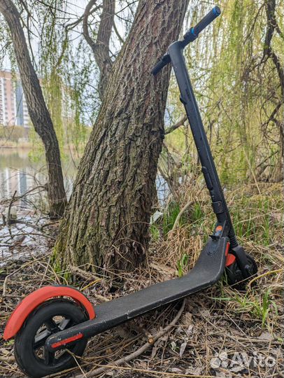 Электросамокат ninebot ES1L Б/у