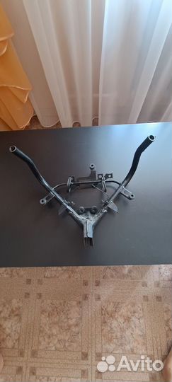 Паук траверса Honda vfr800 00-01г.в