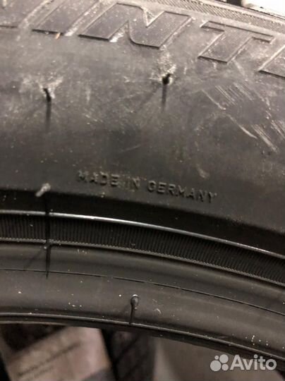 Pirelli Winter Sottozero 3 245/45 R18 и 275/40 R18 100V