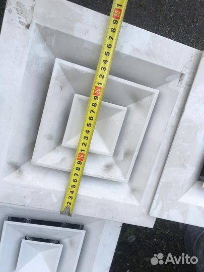 Дифузоры вентиляционные потолочные б/у