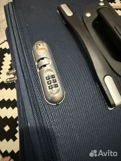 Чемодан на колесах