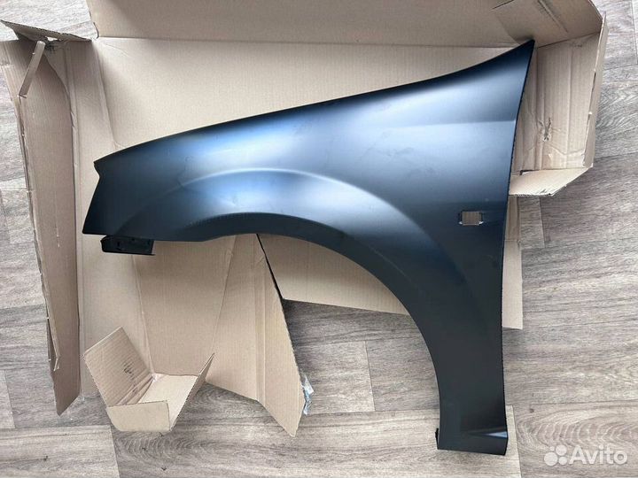 Крыло переднее левое Renault Logan 1