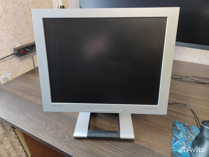 Samsung SyncMaster 152T, 15