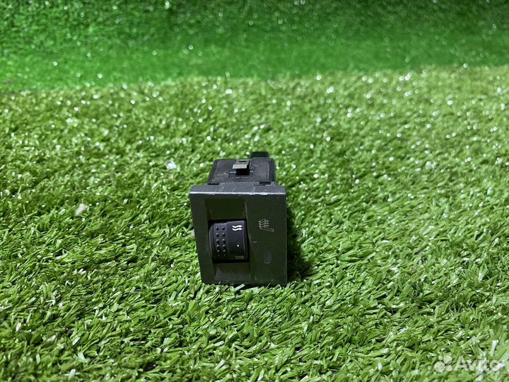 Кнопка подогрева сидения Opel Vectra C