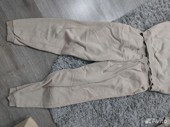 Спортивный костюм женский