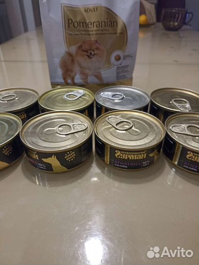Продаю корм и консервы для собак