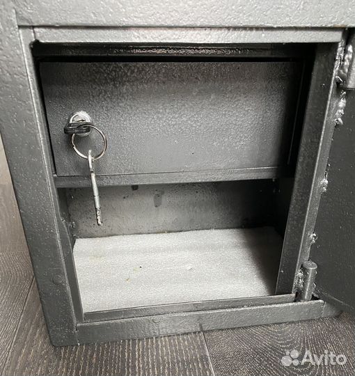 Оружейный сейф для пистолета