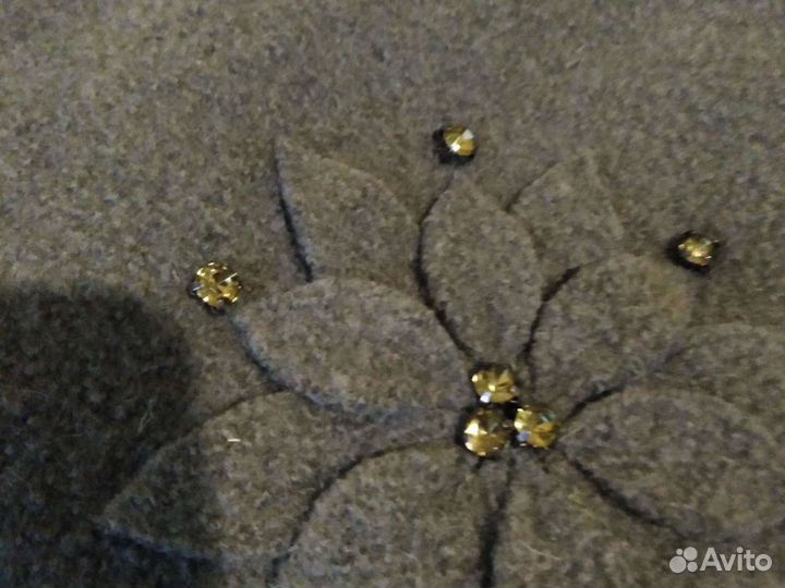 Берет новый цвет оливковый