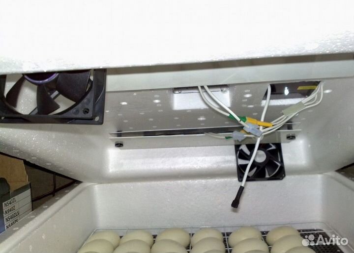 Инкубатор Несушка 36 с Вентилятором. Новый
