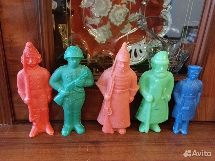 Игрушки СССР солдатики дутыши (цена за 5 штук)