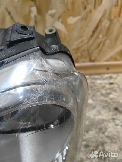 Фара Левая фольксваген Джетта 5 бу оригинал