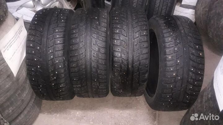 Kumho I'Zen KW22 235/50 R18