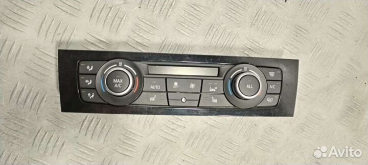 Блок управления печки / климат-контроля BMW X1 E84