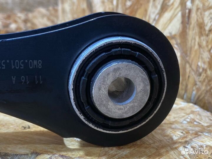 Рычаг задний левый Audi A4 B9 2016 8W0501529D