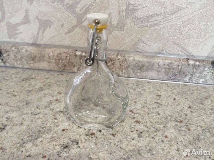 Бутылки для коллекции