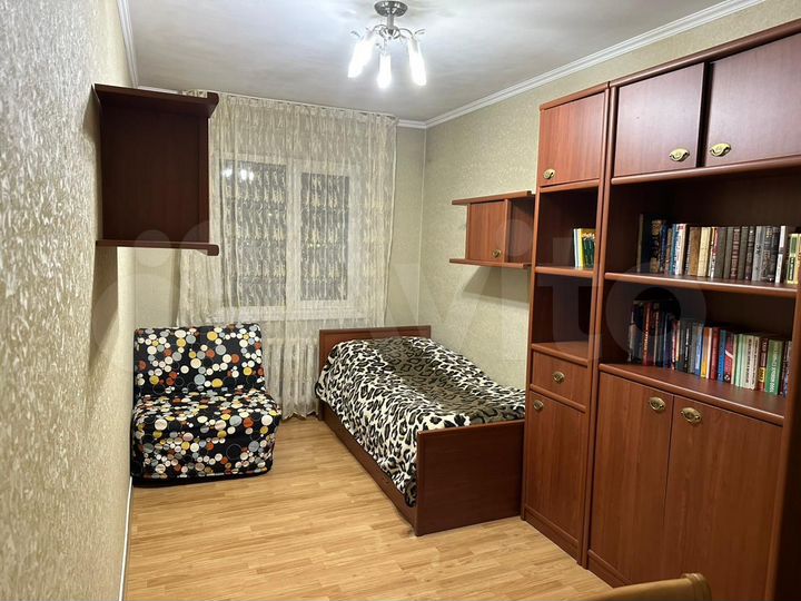 3-к. квартира, 71 м², 2/5 эт.