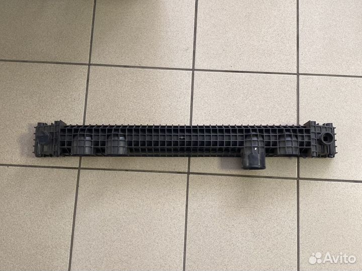 Бачок радиатора FLC behr A8705 правый