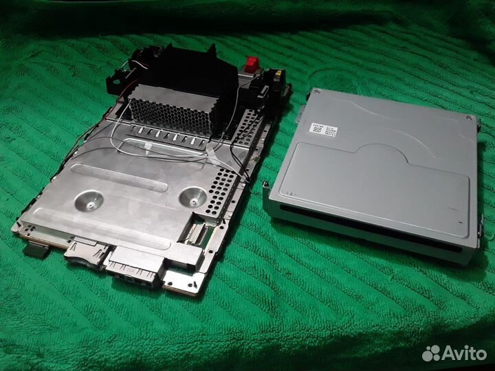 Продаю узлы от приставки nintendo wii u,запчасти