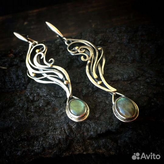 Серебряные серьги с лабрадоритом