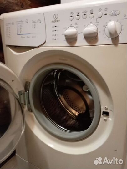 Стиральная машина indesit