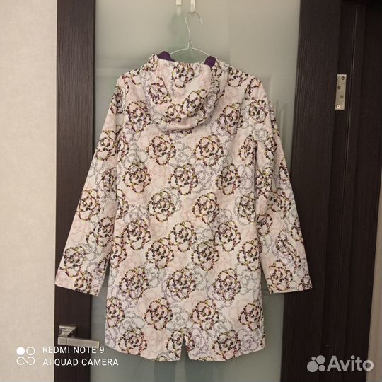 Ветровка для девочки