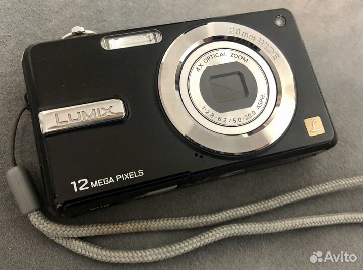 Фотоаппарат Lumix