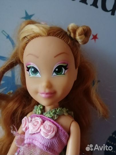 Кукла Winx Флора