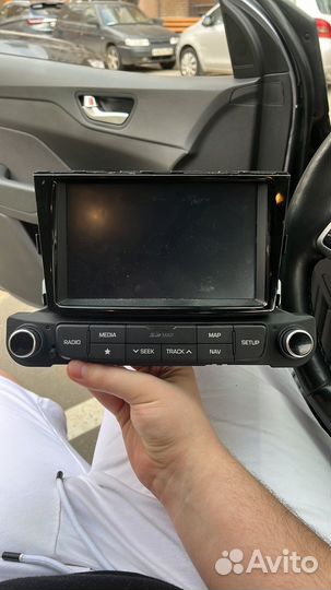 Штатная магнитола на hyundai solaris 2017