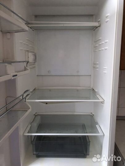 Холодильник двухкамерный Liebherr Premium б/у