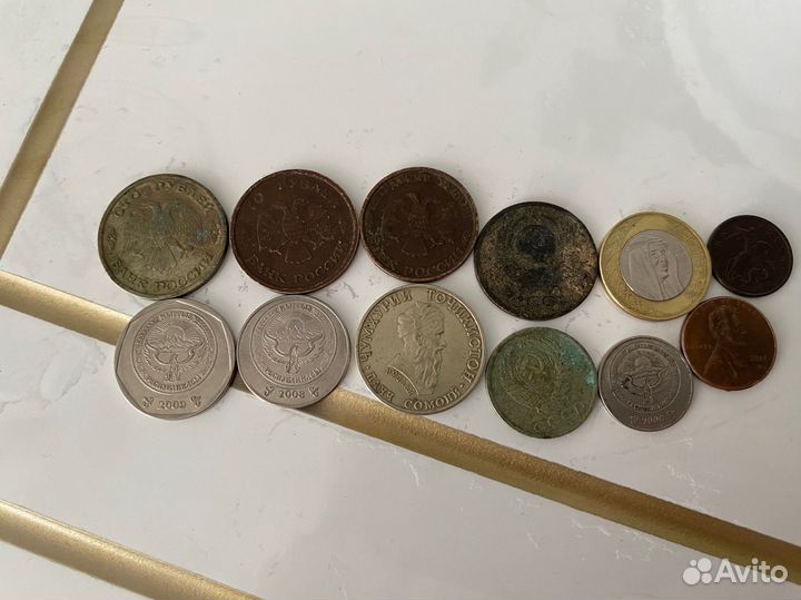 Монеты старые продам