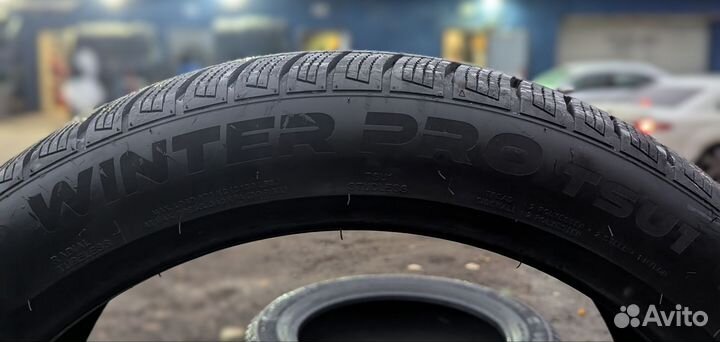 Tourador Winter Pro TSU1 275/40 R21 и 315/35 R21 111V