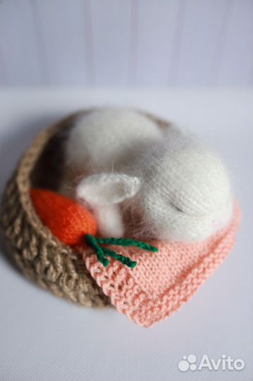 Спящий кролик зайчик ручной работы