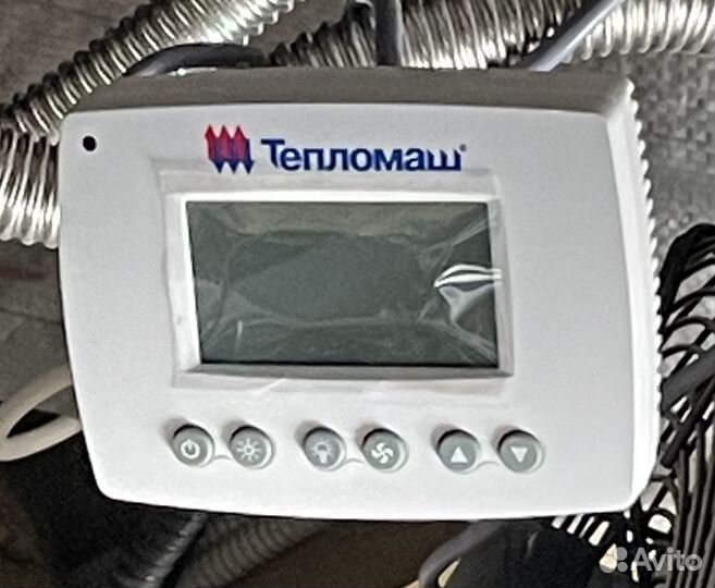 Тепловентилятор водяной Тепломаш кэв-25т3w2