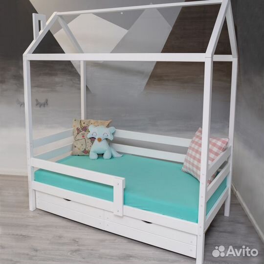 Одноярусная кровать-домик 160х80