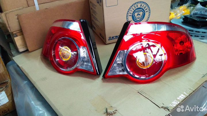 Фонарь задний 1шт L и R Волга Сайбер