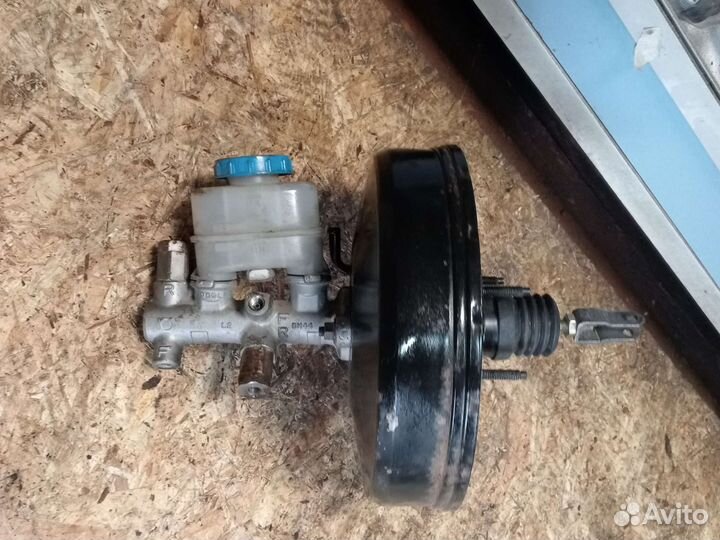 Вакуумник Nissan Almera n16