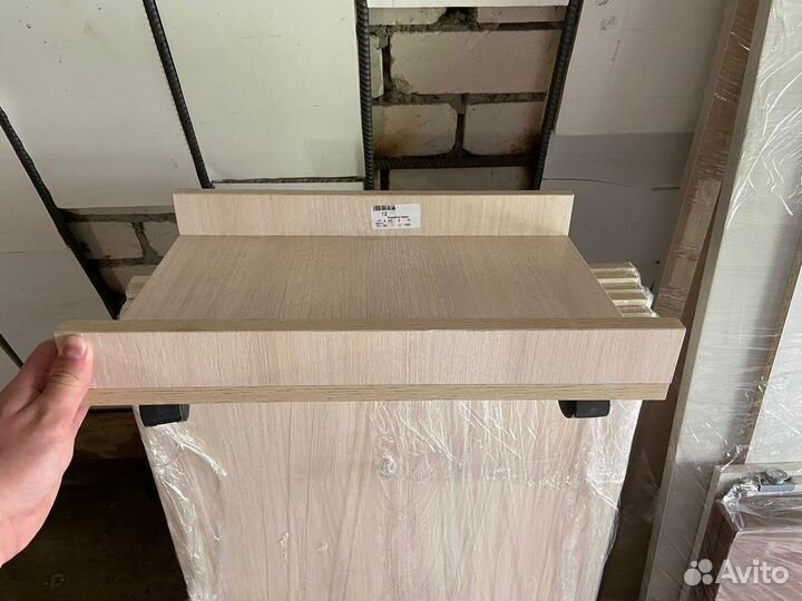 Подставка для компьютера на колесиках