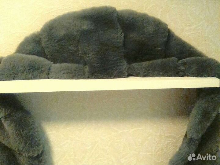 Шкурка фирменная на воротник 2м новая