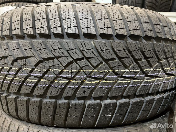 Goodyear UltraGrip Performance Gen-1 235/40 R18 95V