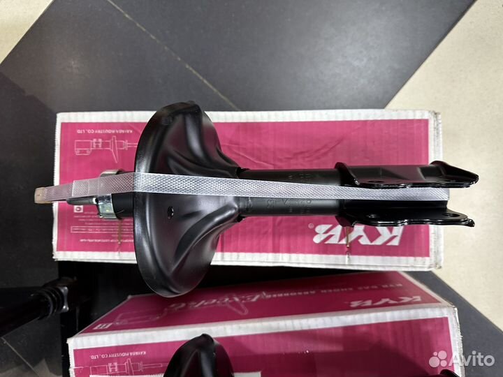 Амортизаторы передние Mitsubishi Lancer 9 334420