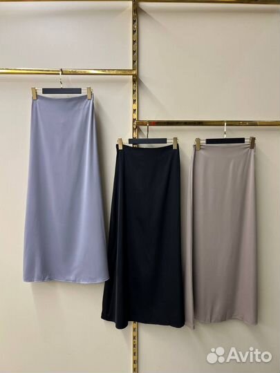 Шелковая юбка миди