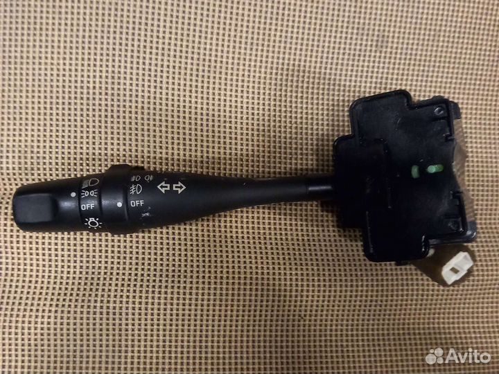 Ниссан Максима 32-переключатель поворотов