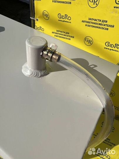 Маслоохладитель бетононасоса