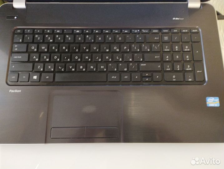 Ноутбук hp Pavilion 17