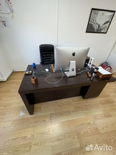 Стол и тумба руководителя