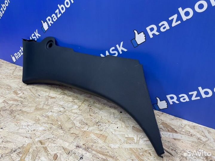 Обшивка стойки задней Renault Duster 2