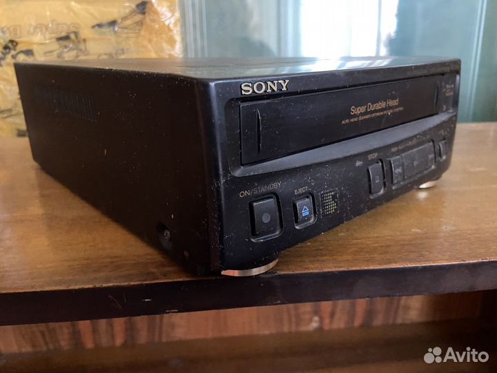 Видеомагнитофон sony
