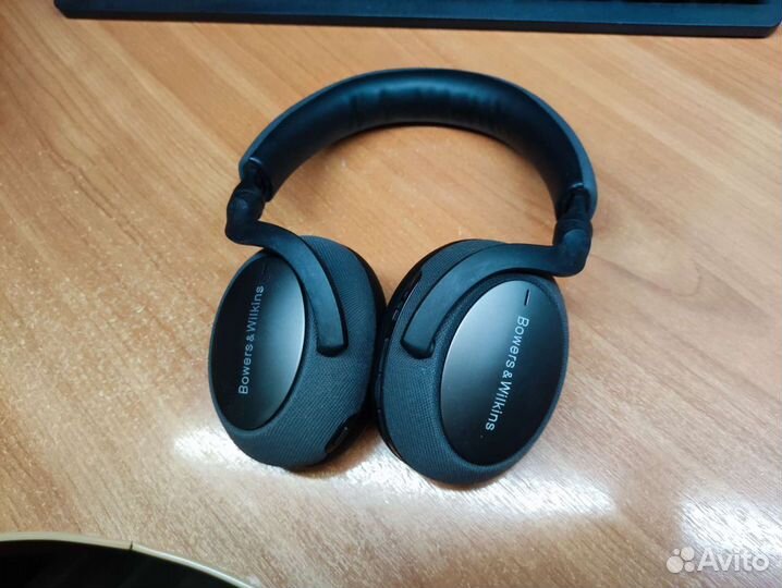 Наушники Bowers & Wilkins PX7
